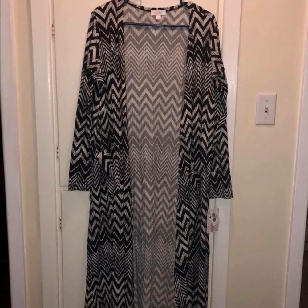 Lularoe medium chevron Sarah